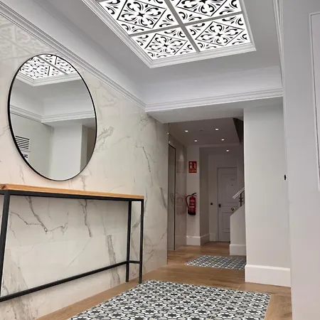 Apartment Centro Historico Parking Gratis Terraza 01 Especial 4d Malaga